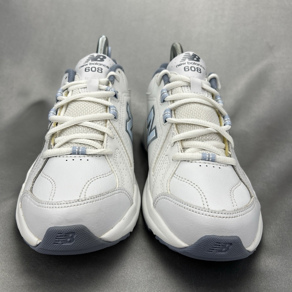 New Balance 608 V5 Womens Size 7.5 White Athletic Leather Walking Shoes Sneaker - Picture 5 of 15